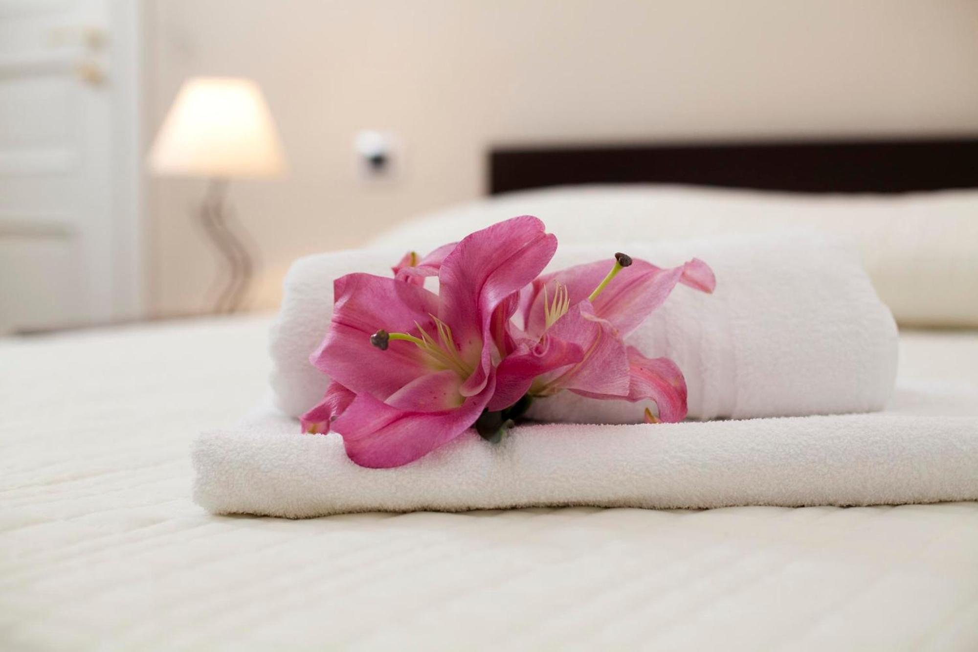 Antiche Volte Bed & Breakfast คาตาเนีย ภายนอก รูปภาพ