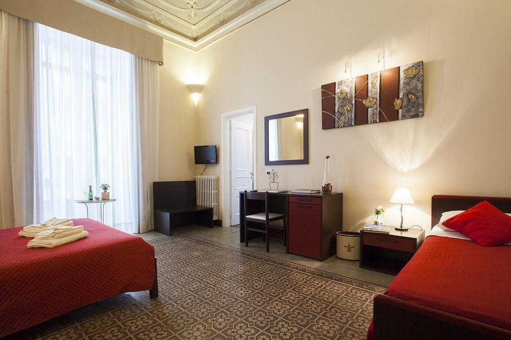Antiche Volte Bed & Breakfast คาตาเนีย ภายนอก รูปภาพ
