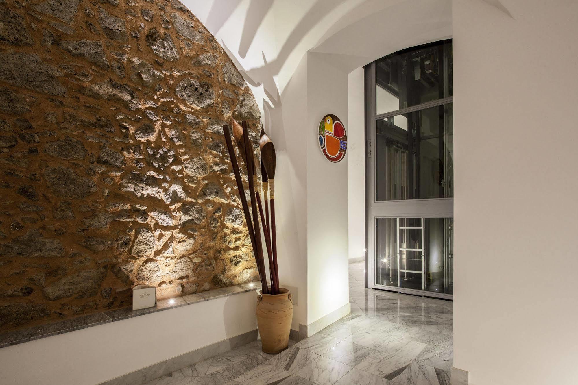 Antiche Volte Bed & Breakfast คาตาเนีย ภายนอก รูปภาพ